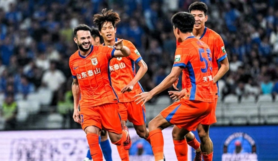 AA, 终拿到联赛 AA, 终拿到联赛