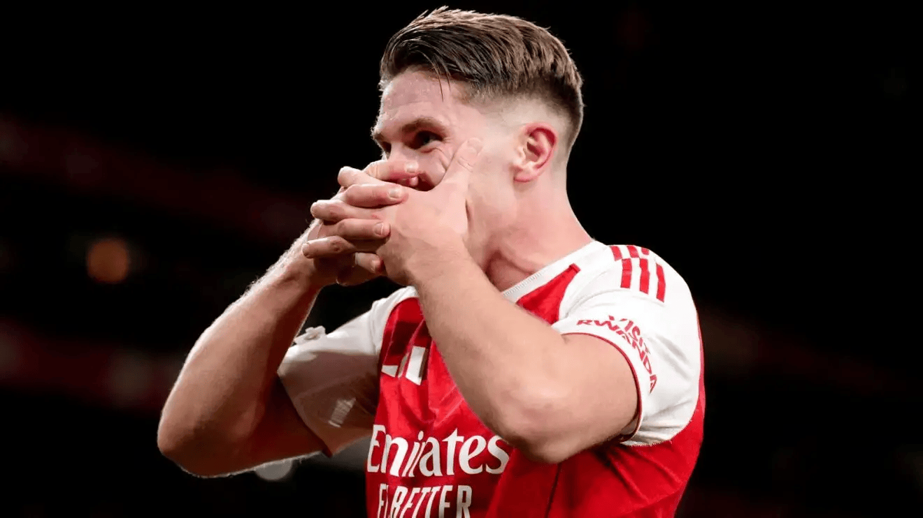 采访时, 到他在场上